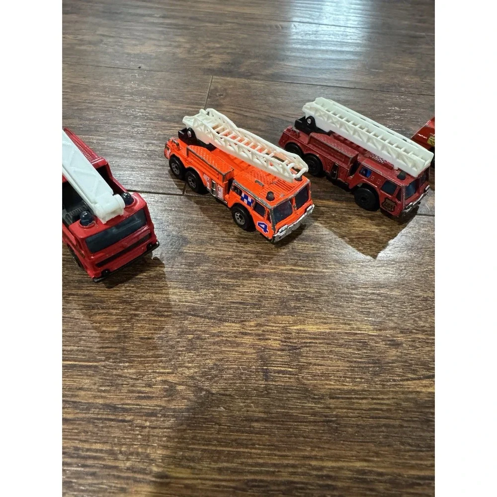 Vintage Matchbox Fire Truck Lot of 4 1975 1981 1982 Blaze Buster Ladder Diecast